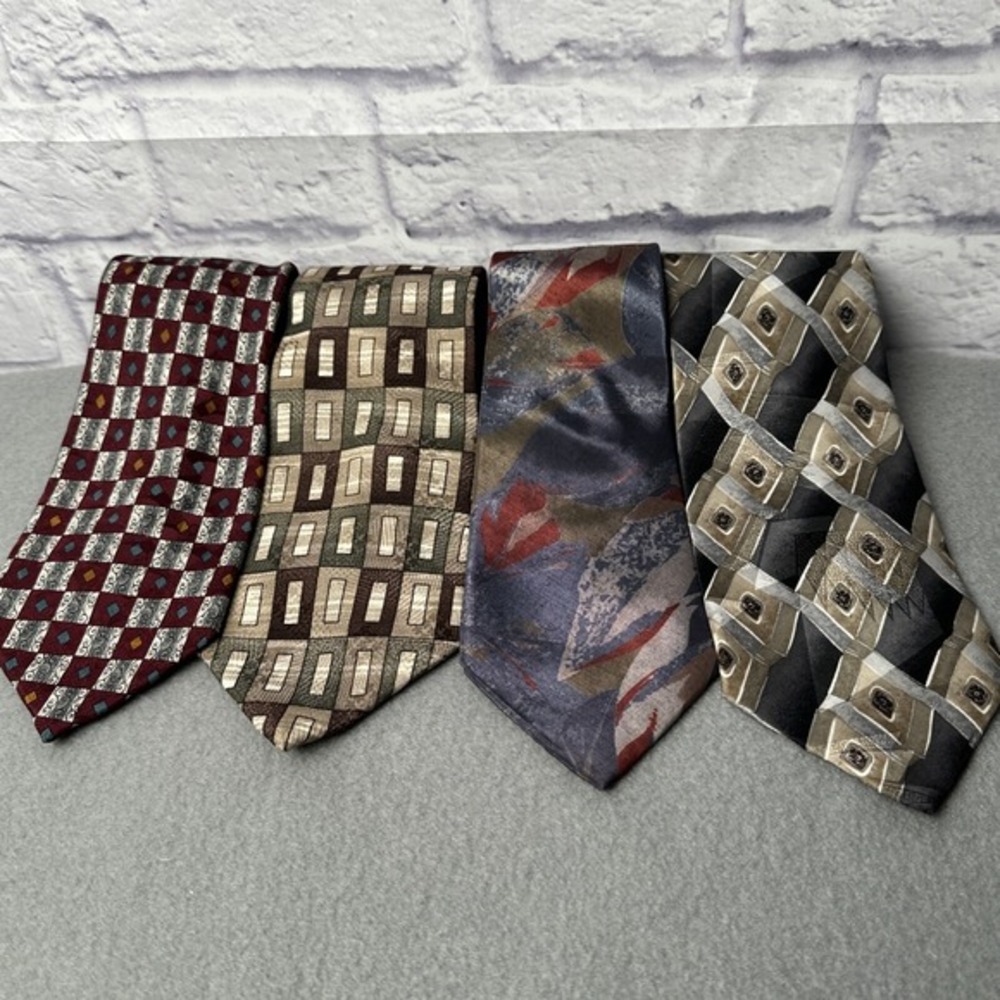 Alexander Lloyd Silk Necktie 4" Tie Art‎ Deco Abstract Geometric Italy LOT OF 4